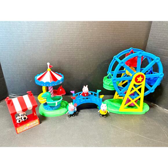 Peppa Pig Fun Fair Playset merry go round, walking bridge & Ferris wheel - Picture 1 of 5